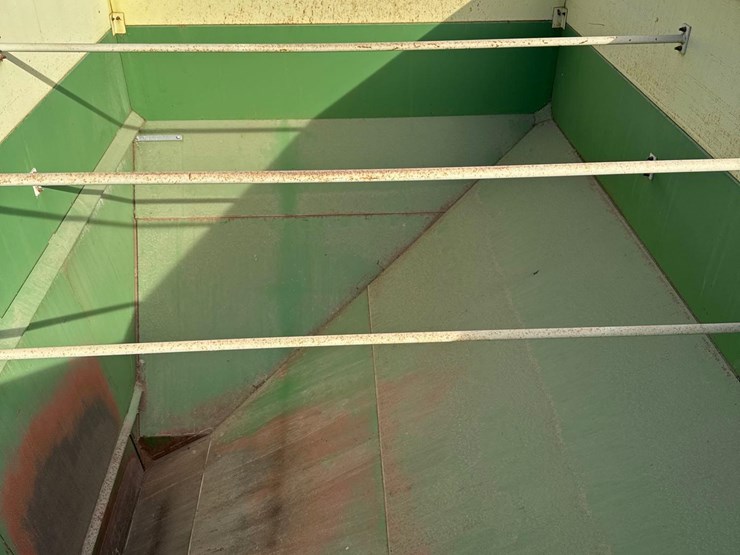 demco-365bu-gravity-wagon-w/-seed-auger-image-26