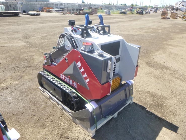battler-st28h-6-skid-steer-track-loader-image-4