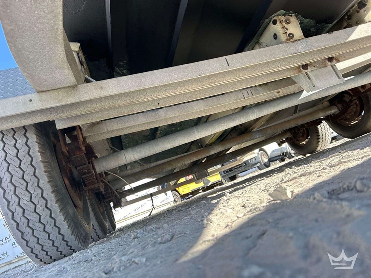 2006-sea-ray-sundancer-31ft-boat-w/-loadmaster-28ft-tri-axle-boat-trailer-image-41