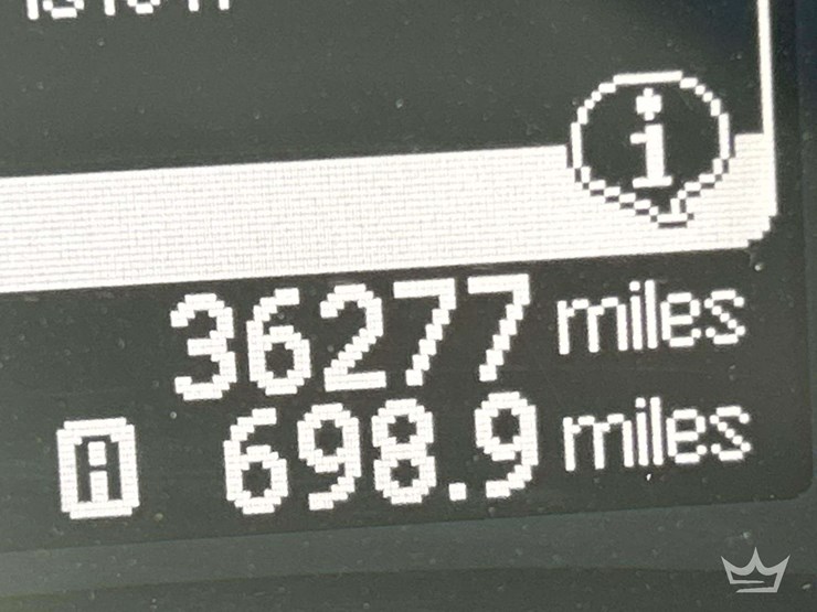 2015-nissan-leaf-hatchback-image-6