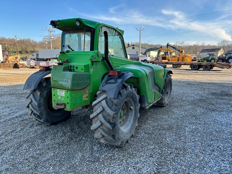 2003-merlo-p32.6-top-image-4