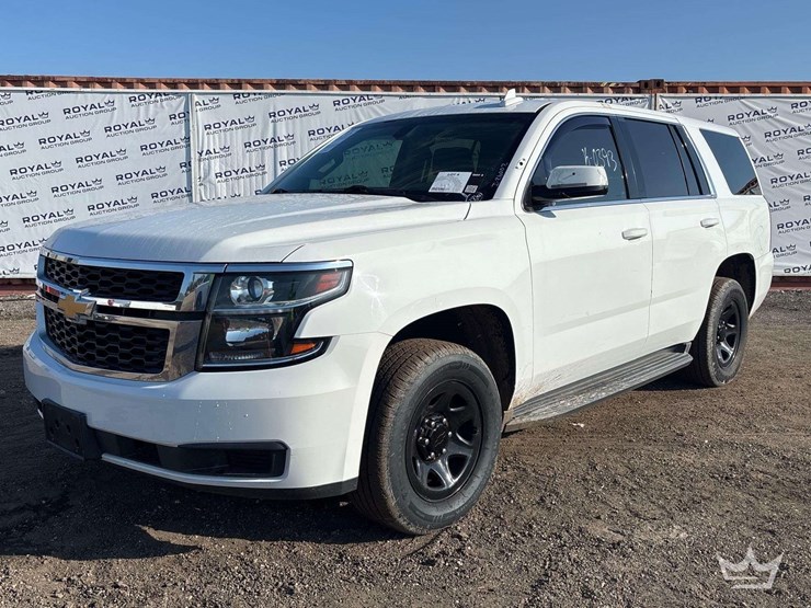 2017-chevrolet-tahoe-image-1