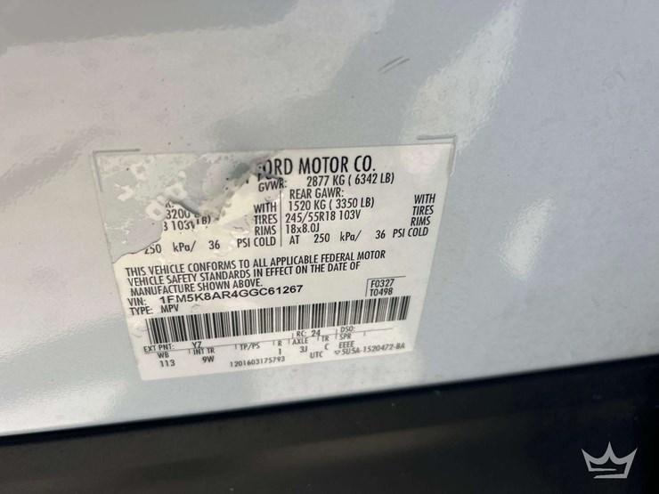 2016-ford-explorer-image-5