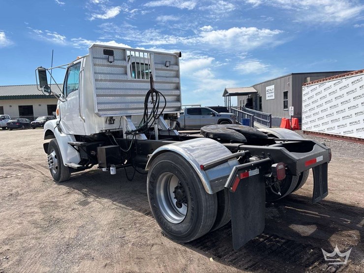 2003-sterling-l7500-image-4