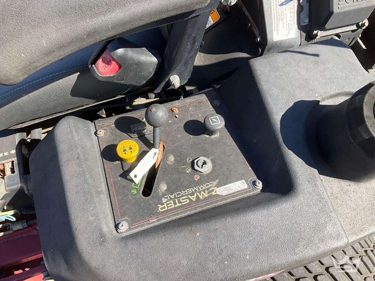 toro-z-master-z-turn-commercial-motor-image-6