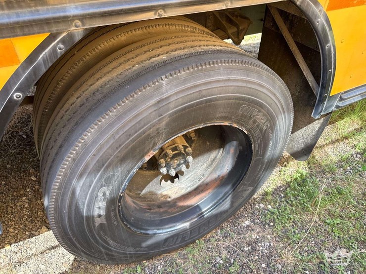 2001-international-2001-image-21