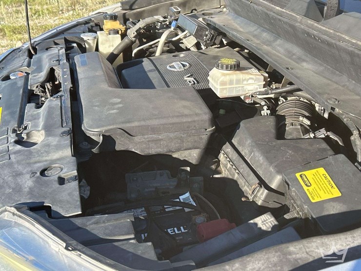 2013-nissan-pathfinder-image-8