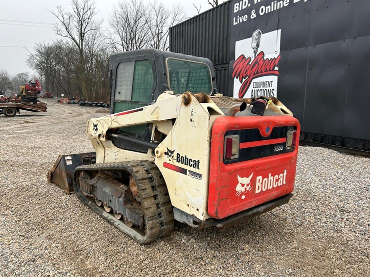 2016-bobcat-t550-image-2