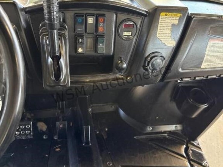 2011-polaris-ev-electric-utility-cart-image-16