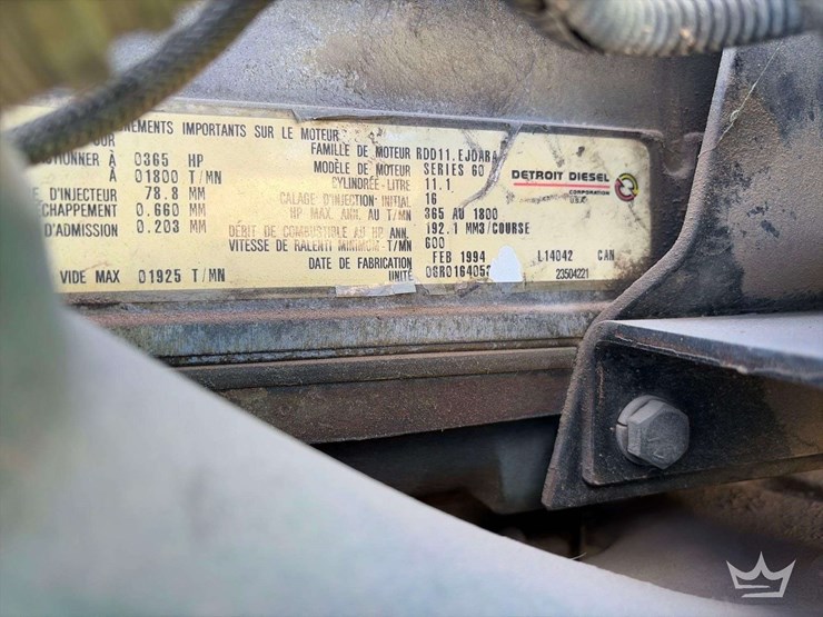 1994-peterbilt-377-image-10