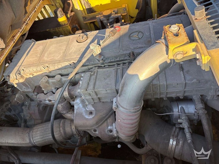 2018-bomag-bc572-articulated-refuse-compactor-image-23