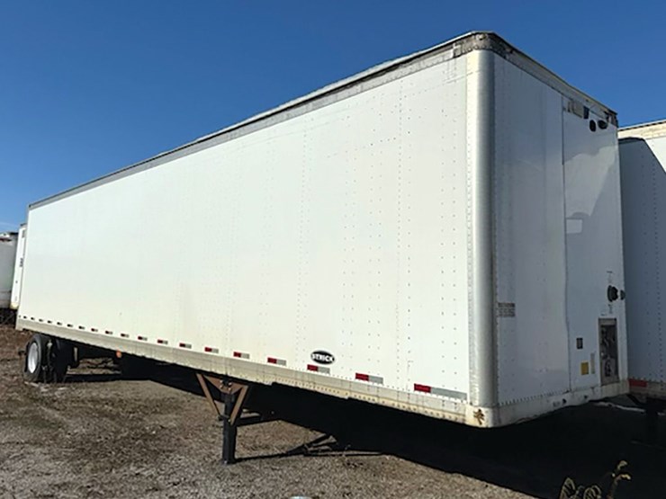 2015-strick-van-image-1