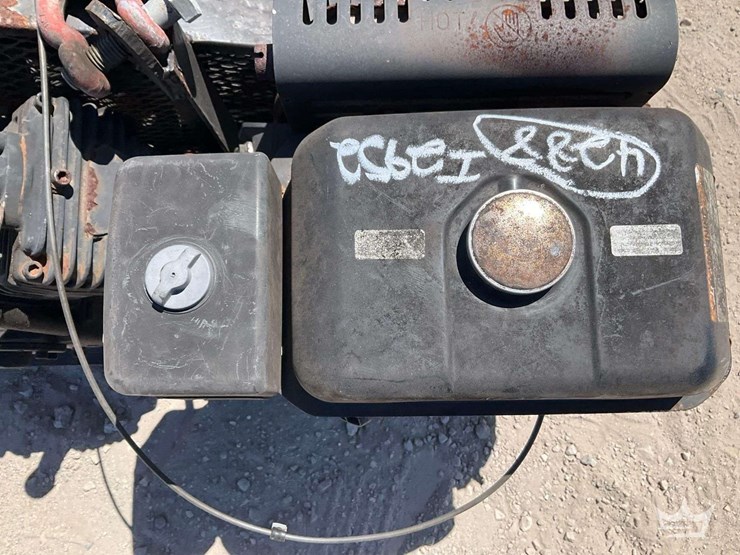 kohler-gasoline-air-compressor-image-8