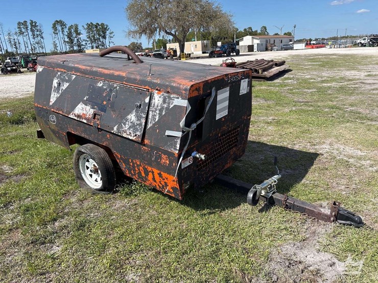 towable-air-compressor-image-2