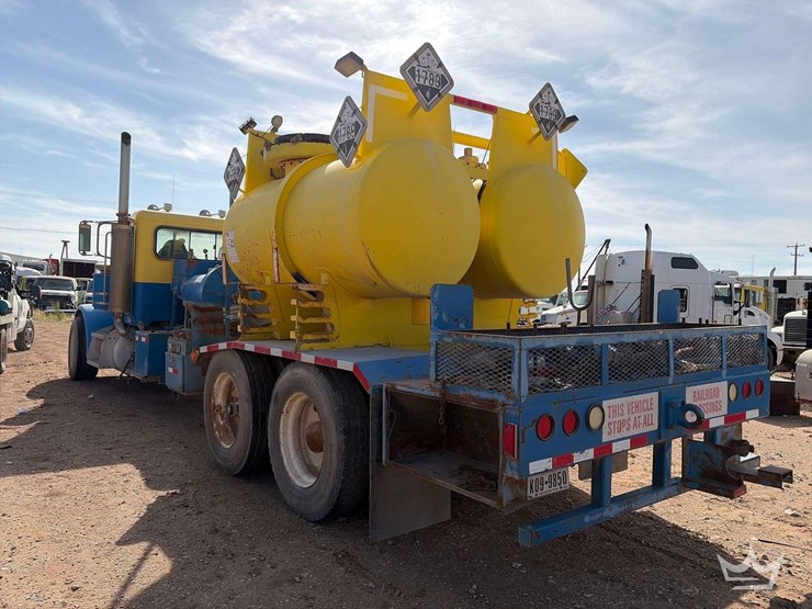 2007-peterbilt-379-image-4