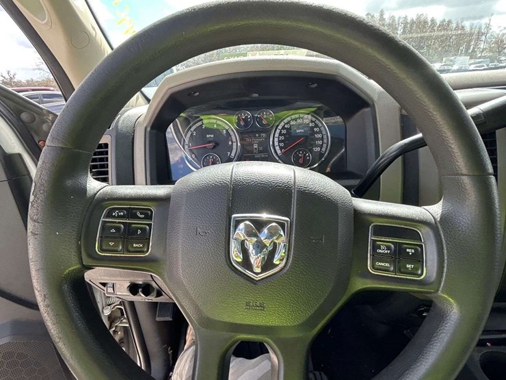 2012-dodge-1500-image-13