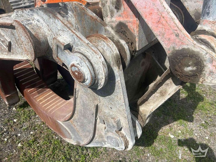 2018-hitachi-zx300-lc-6n-image-38