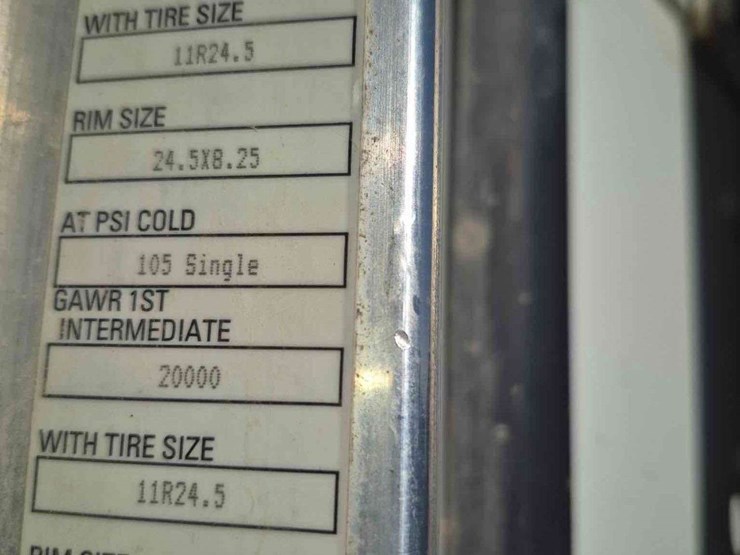 2018-kenworth-t800-image-27