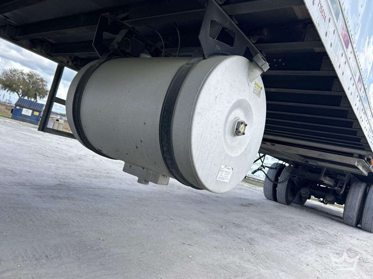 2016-great-dane-48ft-image-7