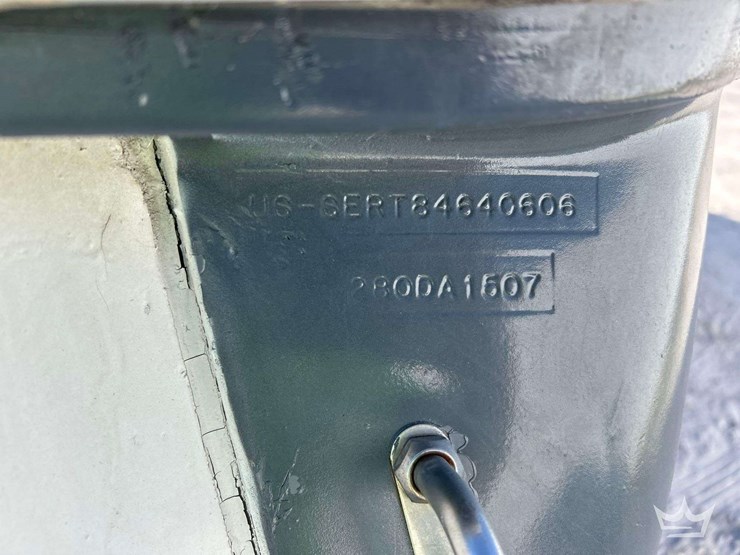 2006-sea-ray-sundancer-31ft-boat-w/-loadmaster-28ft-tri-axle-boat-trailer-image-5