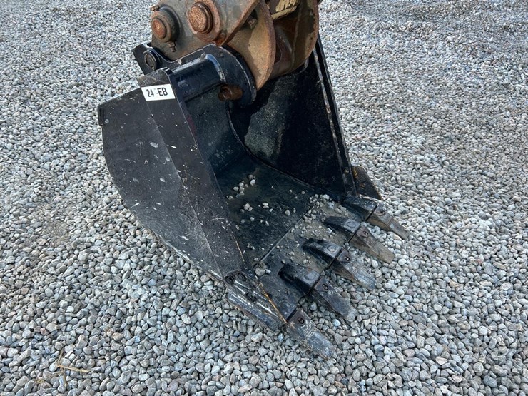 2022-bobcat-e50-image-8