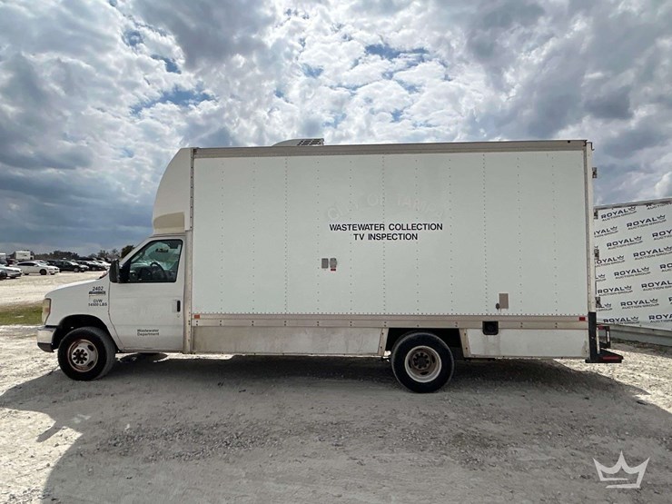 2012-ford-e450-image-65