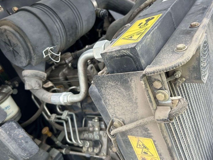 2023-asv-rt-25-posi-track-compact-track-loader-skid-steer-image-8