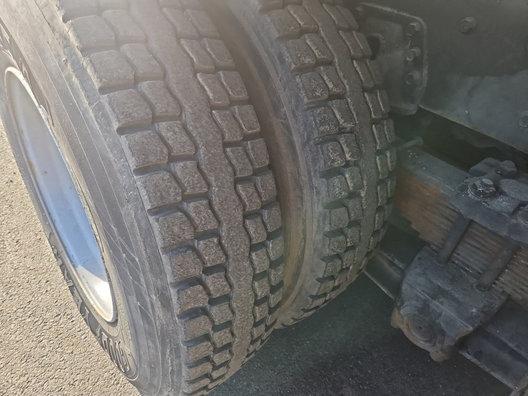 1997-international-2674-image-19