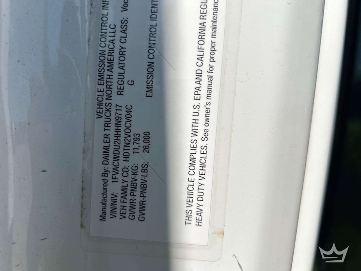 2017-freightliner-m2-106-image-5