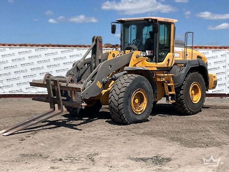 2015-volvo-l110h-image-1