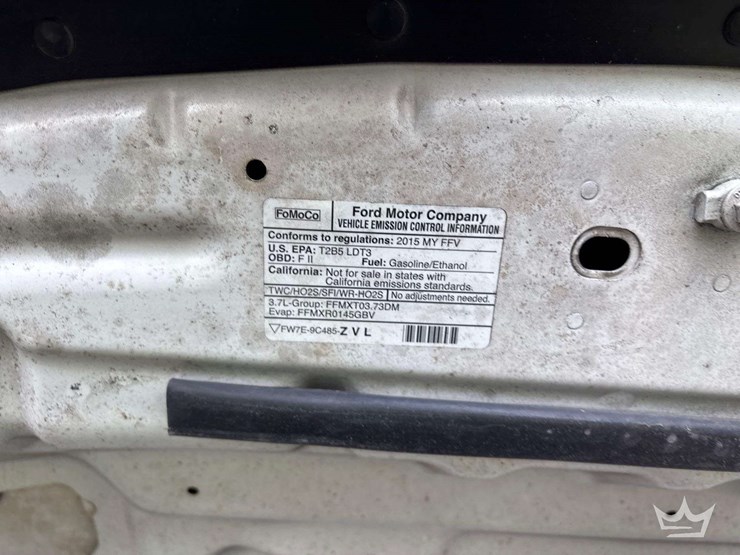 2015-ford-explorer-image-11