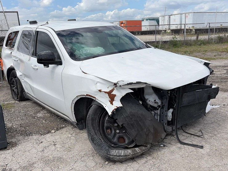 2023-dodge-durango-image-2