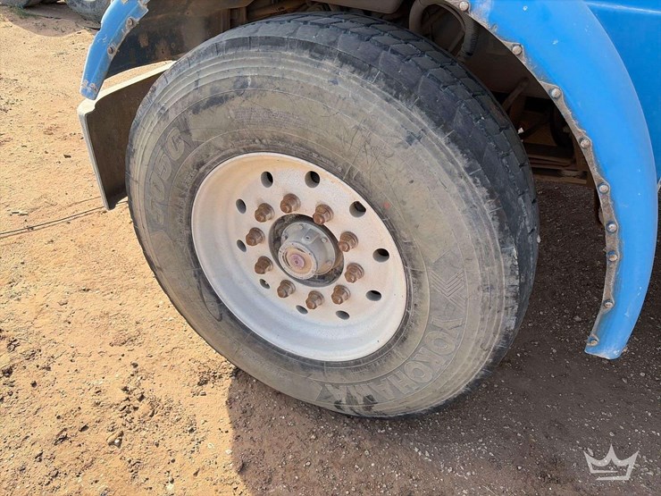 2007-peterbilt-379-image-29