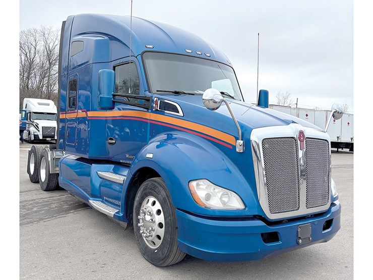 2016-kenworth-t680-image-2