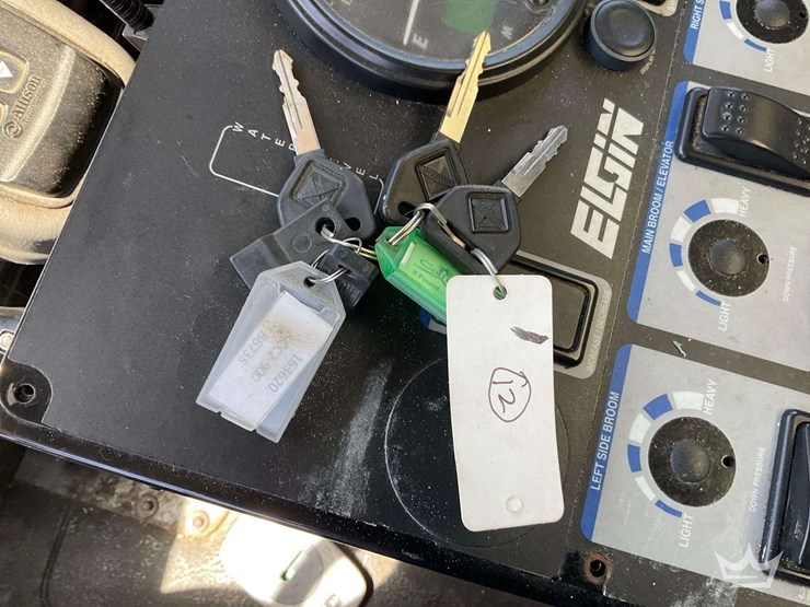 2015-international-durastar-4300-image-44