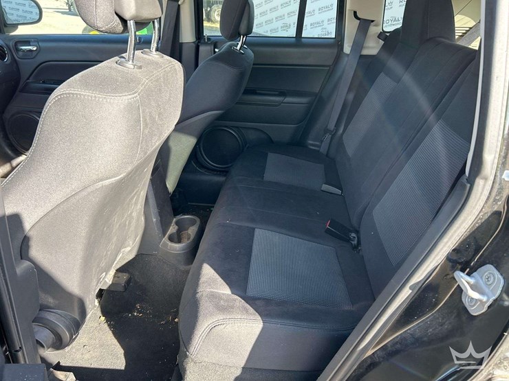 2012-jeep-compass-image-21