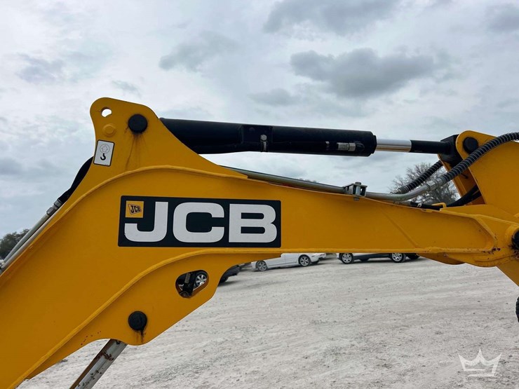 2021-jcb-35z-1-image-19