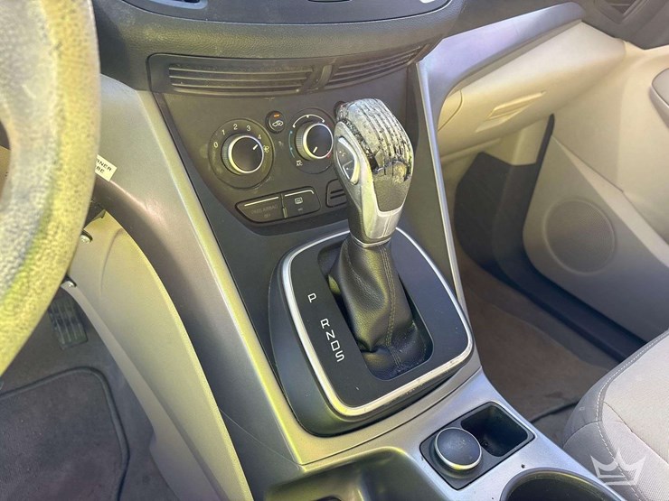 2013-ford-escape-image-15