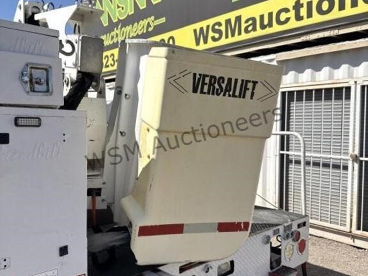 2015-ford-f550-image-11