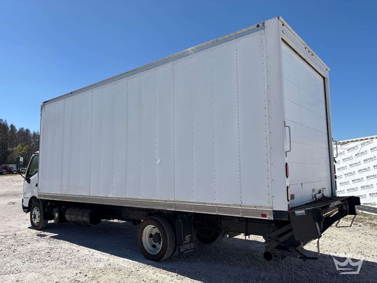 2018-hino-195-image-4