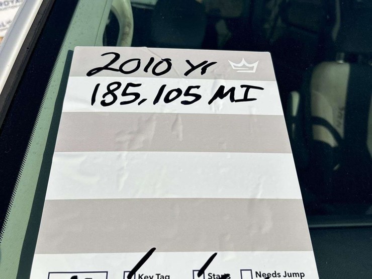 2010-dodge-grand-caravan-image-31