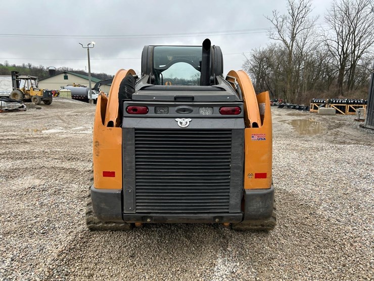 2024-case-tv450b-image-3