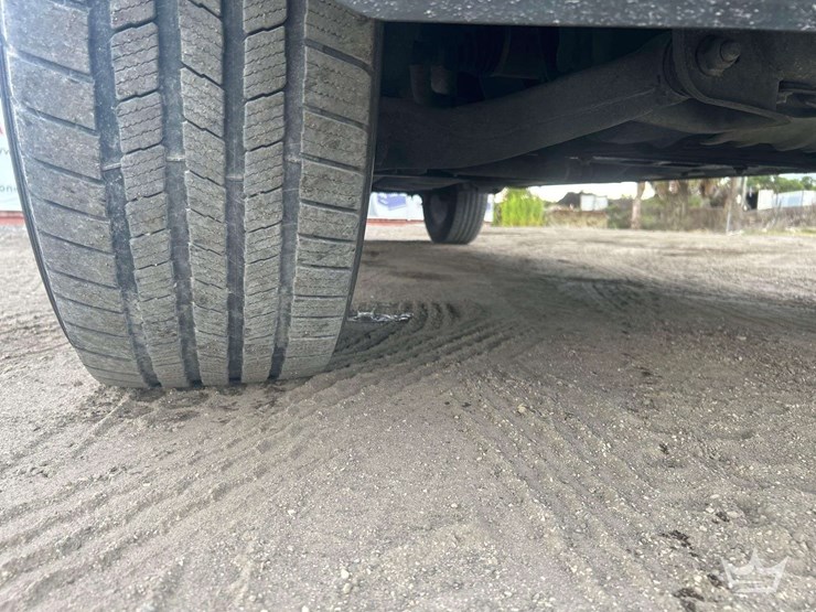 2016-ford-f150-image-35