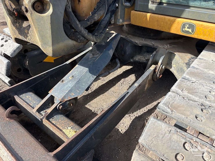 2016-deere-85g-image-29