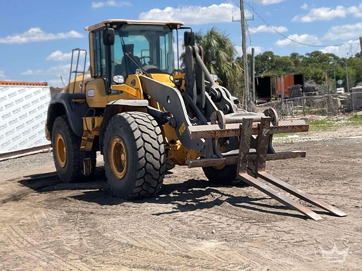 2015-volvo-l110h-image-2