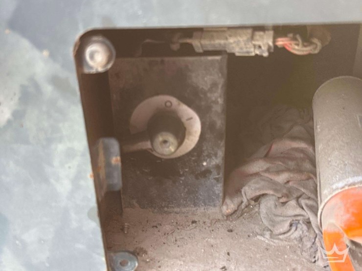 2014-hyundai-hl760-9a-image-31