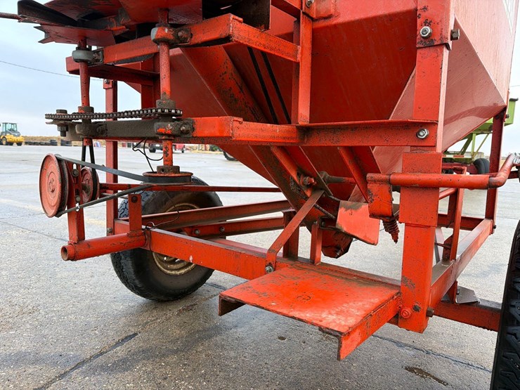 pull-type-port-o-seeder-image-13