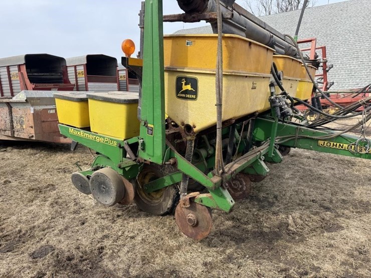 john-deere-1750-image-3