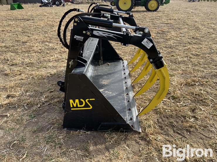 2023-mds-1.8yd-bucket-image-4