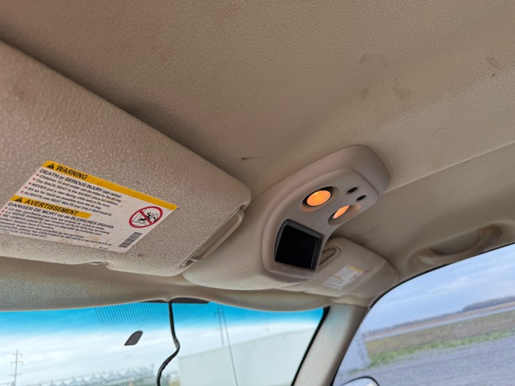 2005-gmc-2500-image-49